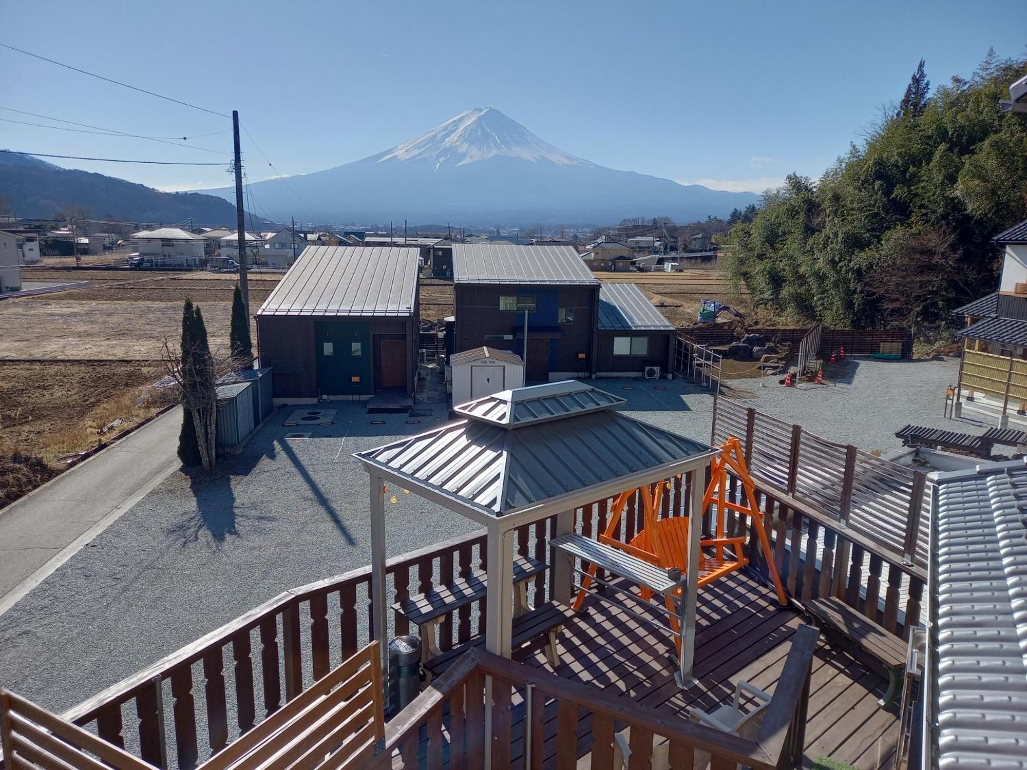 橙色小屋旅馆 富士河口湖 外观 照片