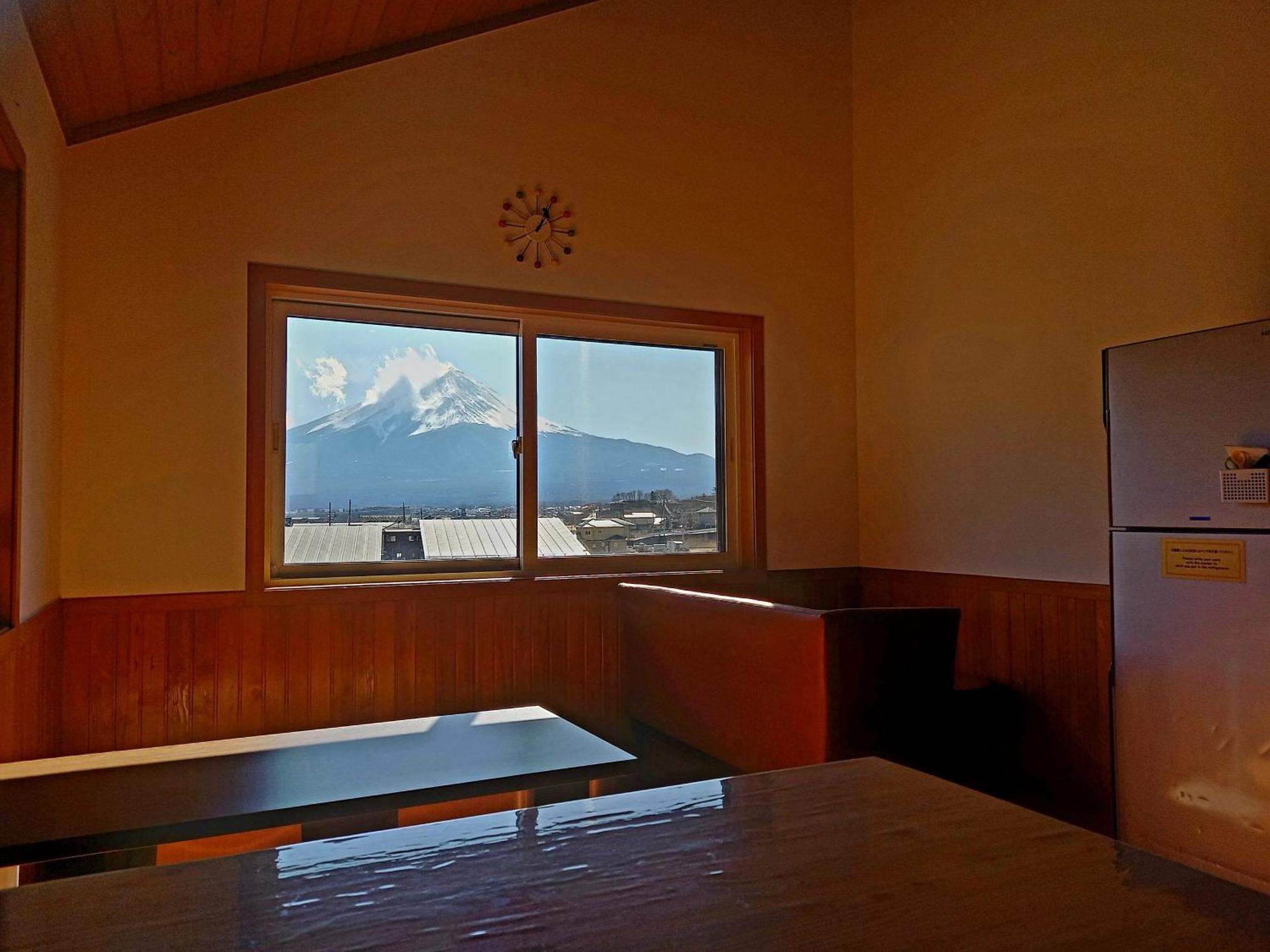 橙色小屋旅馆 富士河口湖 外观 照片